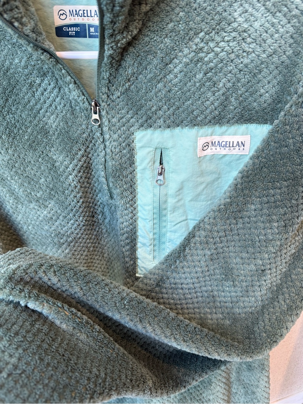 Magellan Outdoors Women’s Green Fleece Pullover - Picture 3 of 4